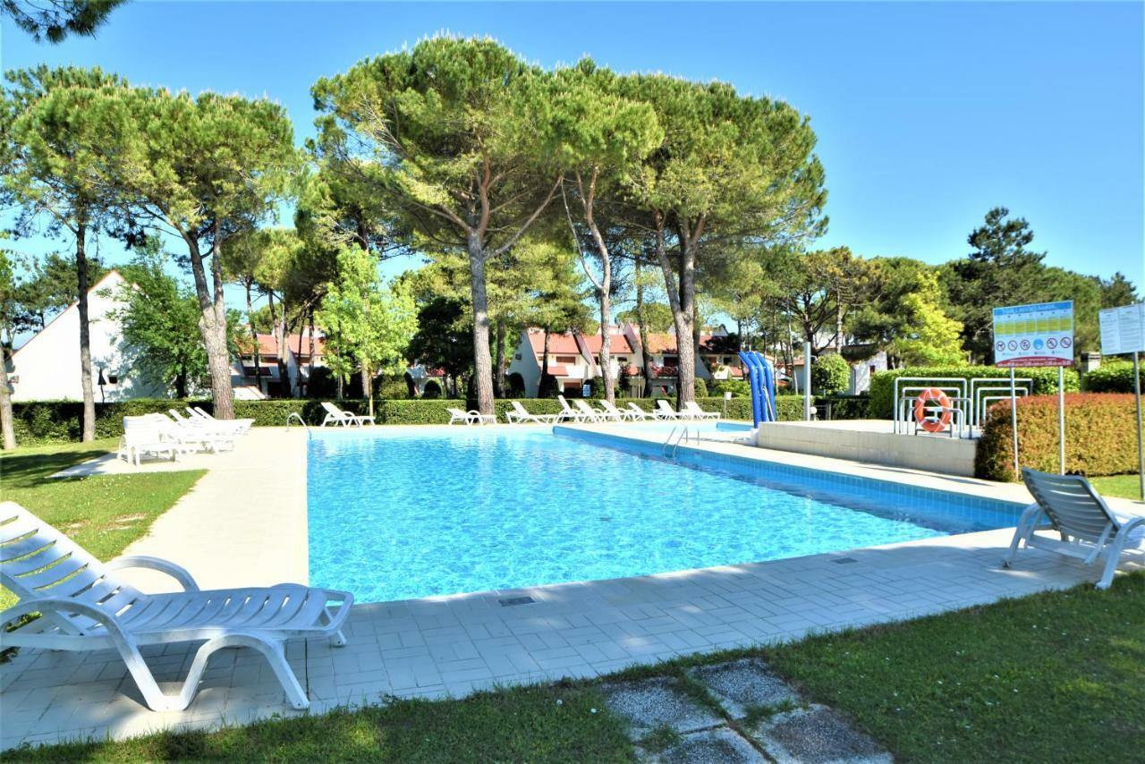 Villaggio Anna Bibione Exterior photo