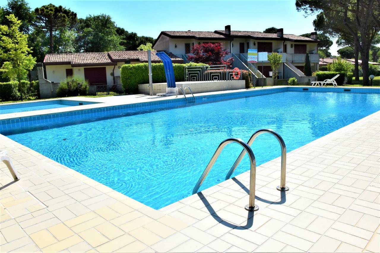 Villaggio Anna Bibione Exterior photo
