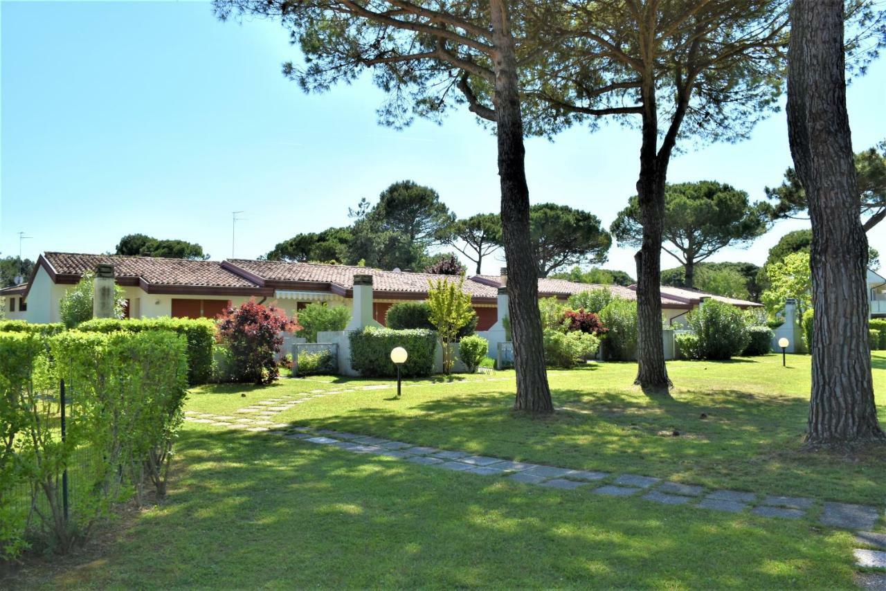 Villaggio Anna Bibione Exterior photo
